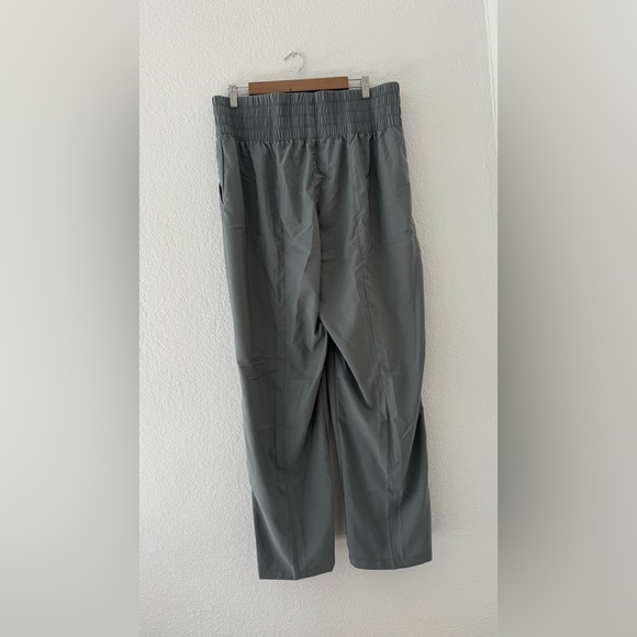 Nike Women's XL Athletic Pants Dri-Fit Comfort Active Bottoms Grey New - Picture 9 of 10